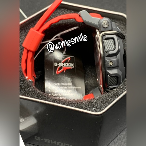 Casio G-Shock GD400 Standard Digital Luxury Watch - Picture 11 of 15